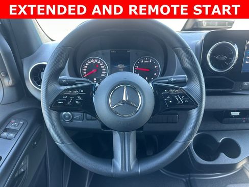Used 2025 Mercedes-Benz Sprinter 3500 image 23