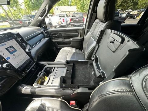 Used 2022 RAM 3500 Limited AWD/4WD image 26