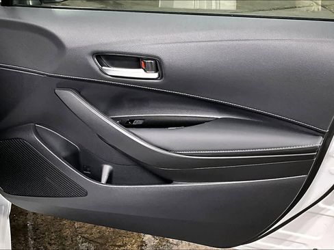 Used 2025 Toyota Corolla SE FWD image 22