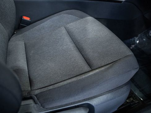 Used 2025 Toyota Camry LE image 29