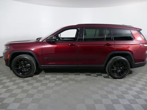 Used 2022 Jeep Grand Cherokee L Limited AWD/4WD image 26