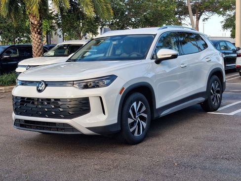 New 2026 Volkswagen Tiguan S image 3