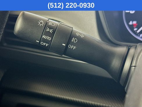 Used 2025 Subaru Crosstrek 2.0i Premium image 14