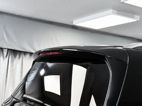 Used 2025 Mercedes-Benz GLS 450 4MATIC image 93