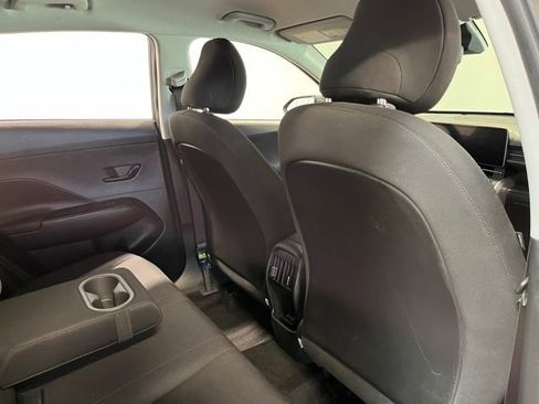 Used 2024 Hyundai Kona SEL FWD image 13
