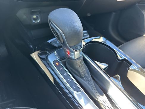 Used 2025 Chevrolet Trax ACTIV w/ Driver Confidence Package image 16