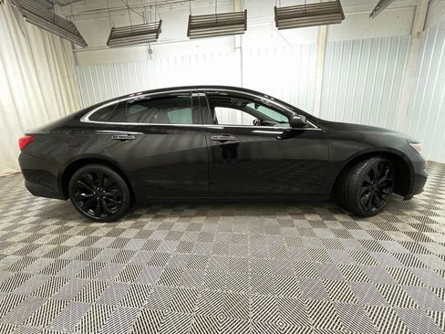 Used 2018 Chevrolet Malibu Premier w/ Premier Sun and Wheel Package image 20