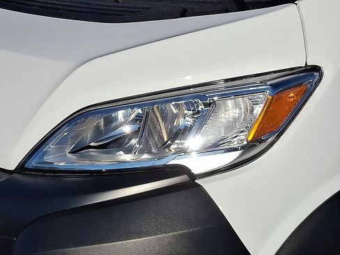 Used 2025 RAM ProMaster 2500 image 9