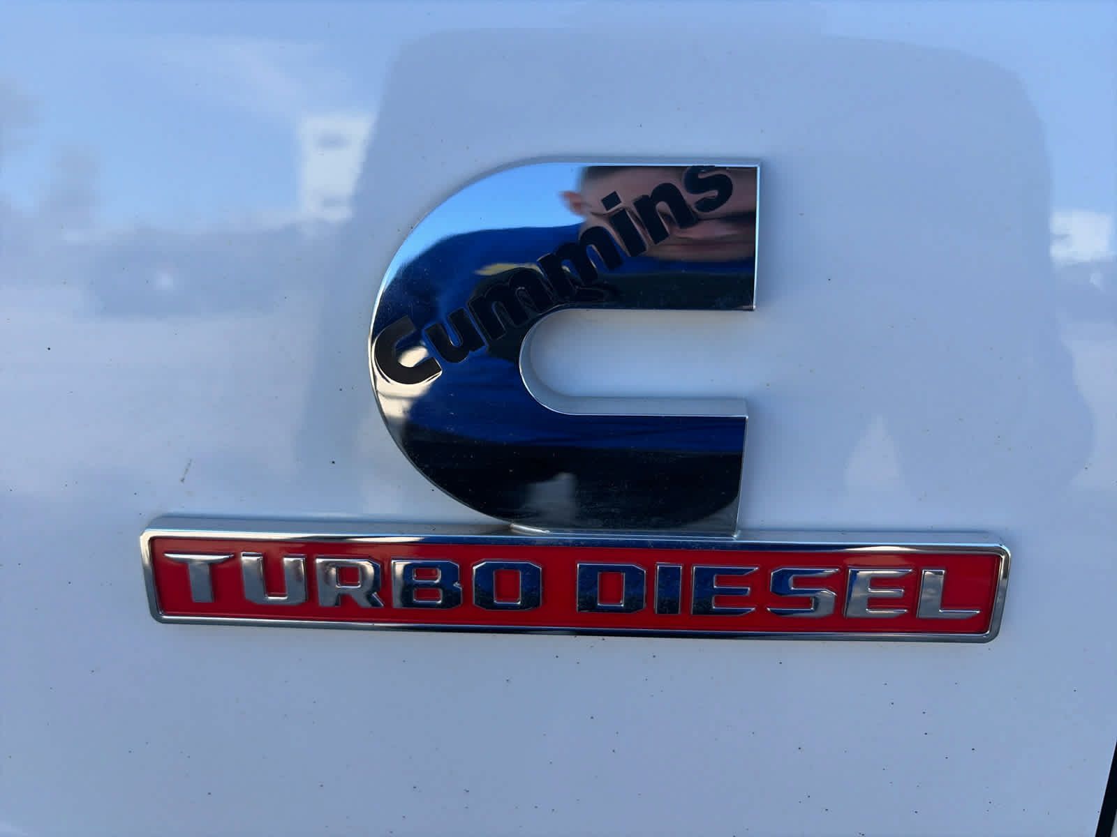 Used 2019 RAM 2500 Laramie AWD/4WD image 3