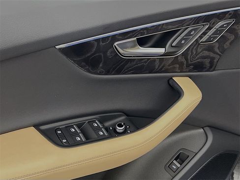 New 2025 Audi Q7 3.0T Premium Plus image 19