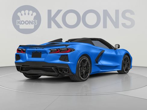 Used 2024 Chevrolet Corvette Stingray Convertible w/ 1LT RWD image 2