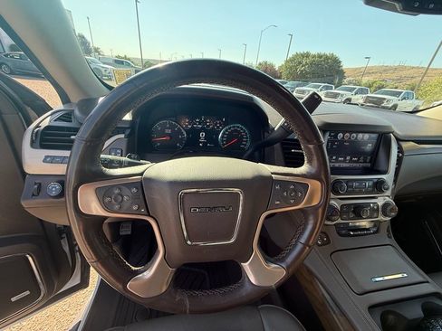 Used 2019 GMC Yukon Denali w/ Open Road Package AWD/4WD image 12