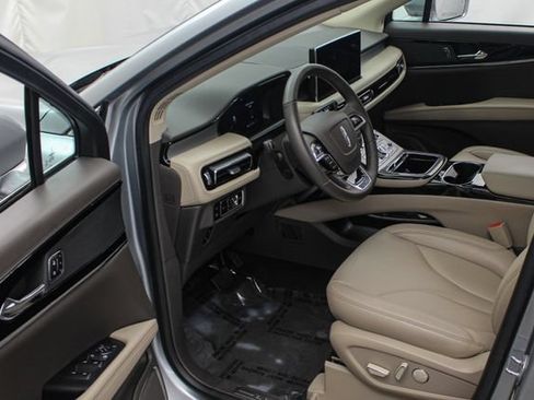 Used 2023 Lincoln Nautilus AWD w/ Premium Package image 15