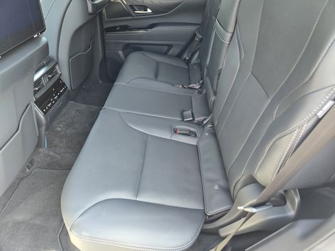 New 2025 Lexus LX 700h Luxury w/ Appearance Package image 21