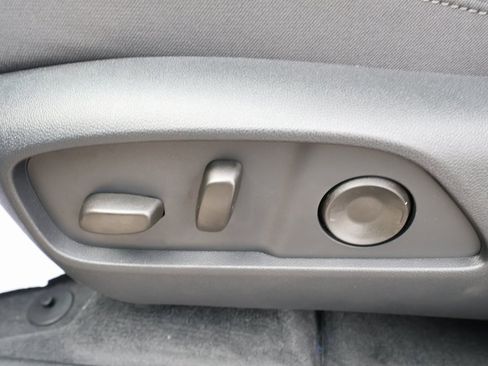 New 2026 Chevrolet Equinox LT w/ Convenience Package II image 13