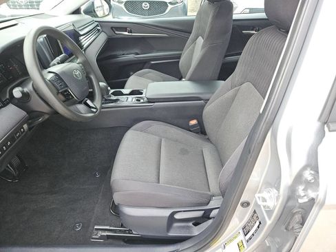 Used 2025 Toyota Camry LE FWD image 14