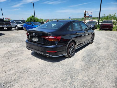 Used 2019 Volkswagen Jetta GLI image 5