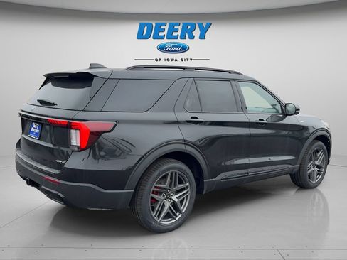 New 2026 Ford Explorer ST-Line w/ ST-Line Street Pack AWD/4WD image 13
