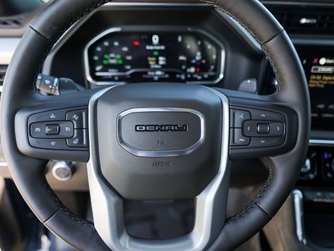 Used 2024 GMC Sierra 1500 Denali w/ Denali Reserve Package AWD/4WD image 14