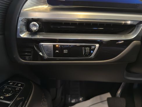 Certified 2024 Cadillac Lyriq Luxury AWD/4WD image 15