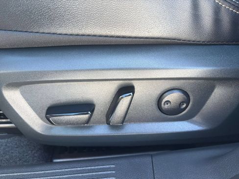 Used 2026 Nissan Rogue SL FWD image 23