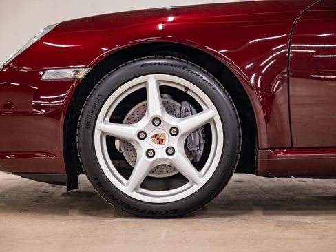 Used 2005 Porsche 911 Carrera RWD image 26