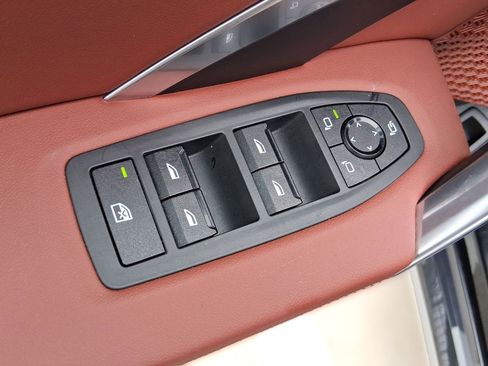 Used 2026 BMW X1 xDrive28i image 19