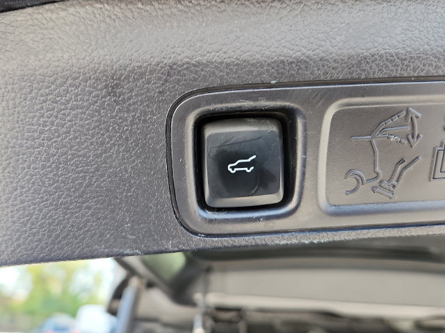 Used 2019 Ford Expedition Max Platinum AWD/4WD image 25