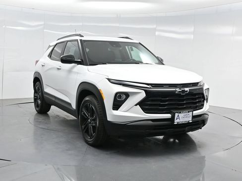 New 2026 Chevrolet TrailBlazer LT w/ Convenience Package FWD image 78