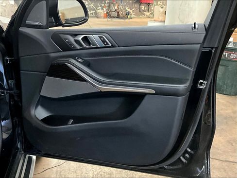 Used 2025 BMW X7 xDrive40i AWD/4WD image 26