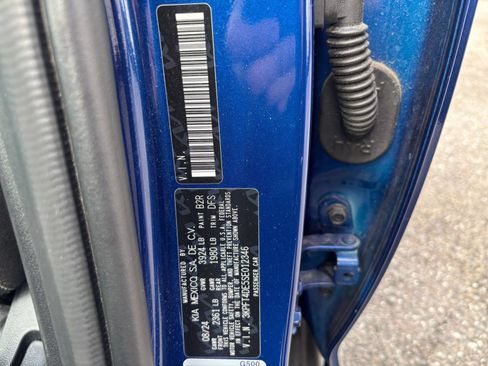 Used 2025 Kia K4 FWD image 28