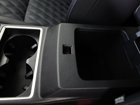 Used 2024 Mitsubishi Outlander SEL AWD/4WD image 36