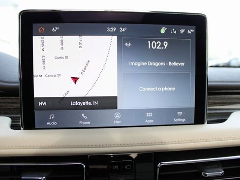 Used 2022 Lincoln Aviator Black Label w/ Dynamic Handling Package image 25