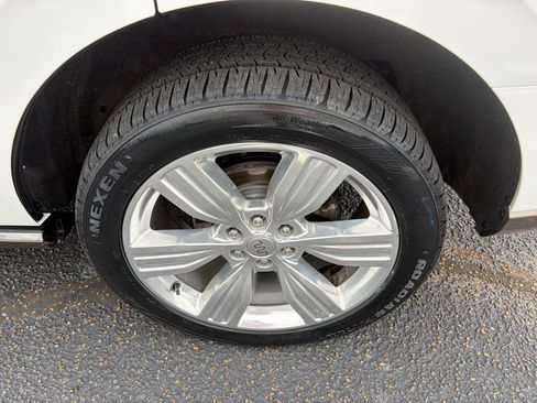 Used 2022 Ford Expedition King Ranch AWD/4WD image 27