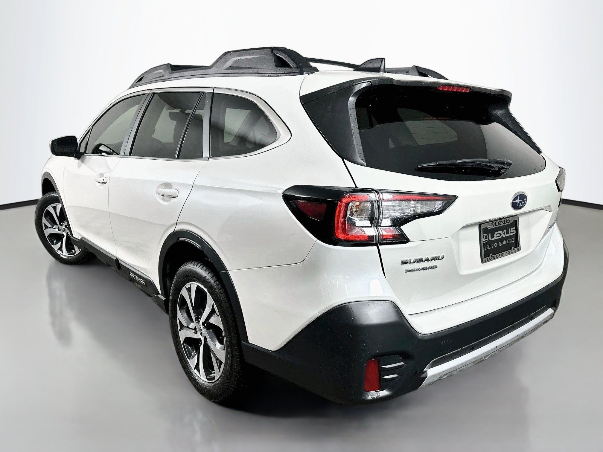 Used 2020 Subaru Outback Limited AWD/4WD image 5