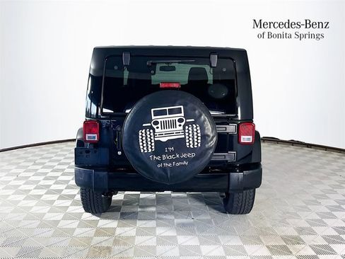 Used 2017 Jeep Wrangler Sahara w/ Connectivity Group image 6