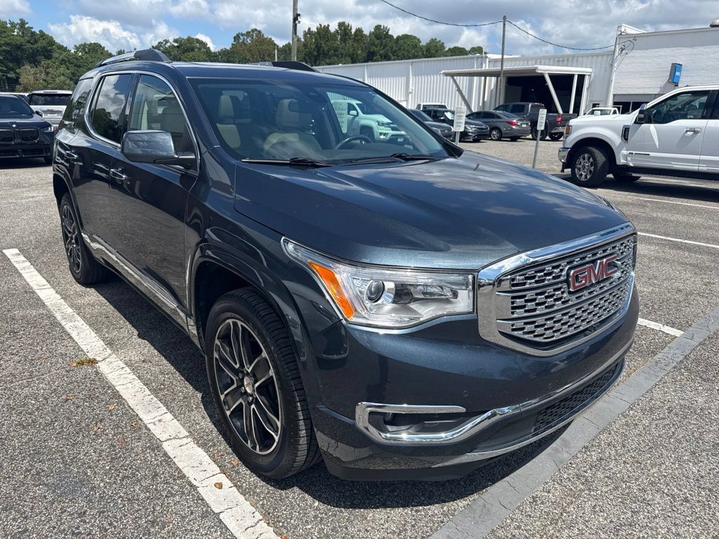 Used 2019 GMC Acadia Denali w/ Technology Package FWD image 5