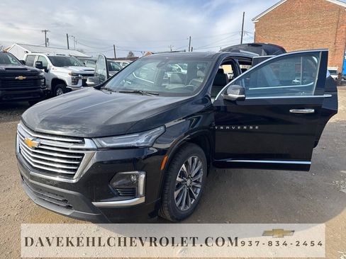 Used 2023 Chevrolet Traverse Premier image 50