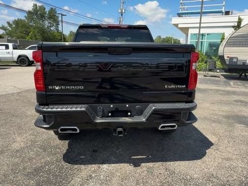 Used 2024 Chevrolet Silverado 1500 Custom Trail Boss AWD/4WD image 7