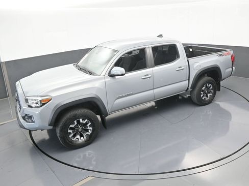 Used 2019 Toyota Tacoma TRD Off-Road image 45