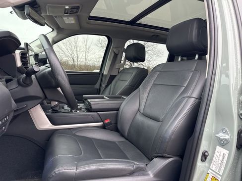 Used 2024 Toyota Tundra Limited image 8