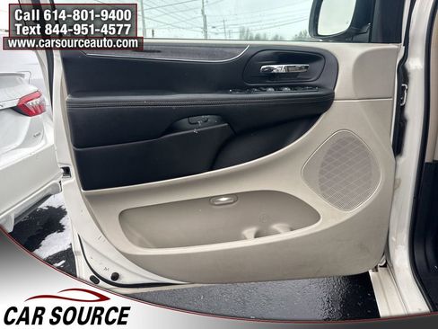 Used 2012 Chrysler Town & Country Touring w/ Entertainment Group #1 image 14