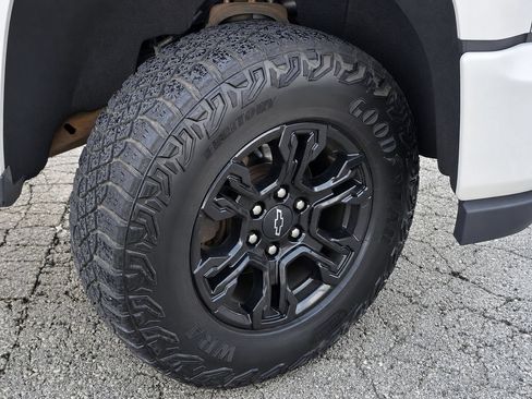 Used 2016 Chevrolet Silverado 1500 LT w/ All Star Edition AWD/4WD image 10