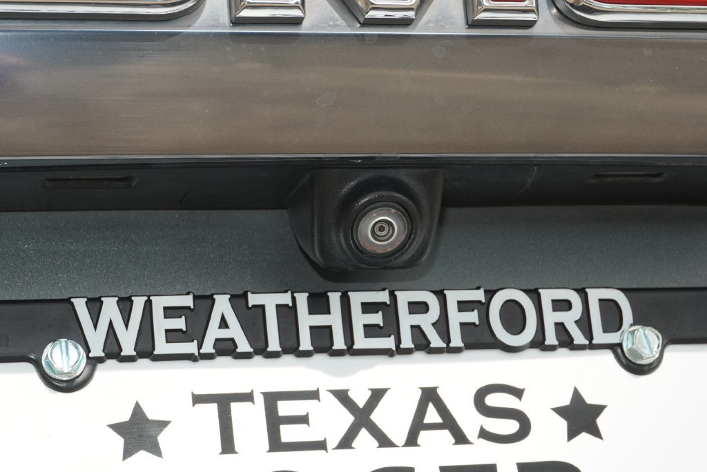 Used 2024 GMC Yukon AT4 w/ Technology Package AWD/4WD image 32