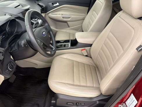 Used 2018 Ford Escape Titanium w/ Ford Safe & Smart Package AWD/4WD image 5