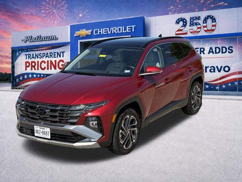 Used 2025 Hyundai Tucson Limited AWD/4WD image 13