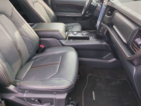 Used 2023 Ford Expedition Max Platinum AWD/4WD image 21
