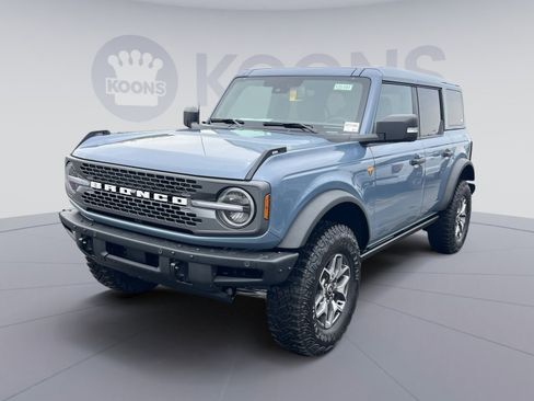 New 2025 Ford Bronco Badlands image 1