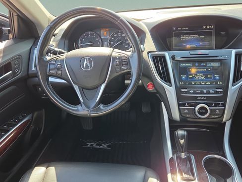 Used 2017 Acura TLX image 11