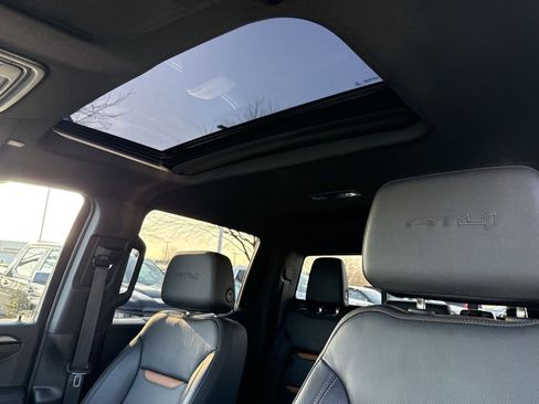 Used 2023 GMC Sierra 1500 AT4 w/ AT4 Preferred Package image 22